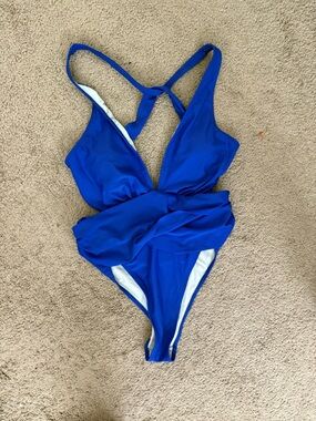 Cupshe Women’s Blue One-Piece Swimsuit - Classic Solid